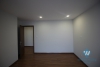 Unfurnished three bedrooms apartment for rent in Discovery building, Cau Giay district, Ha Noi
